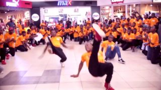 Youth Flashmob to celebrate International Youth Day in Lagos #IYD2016